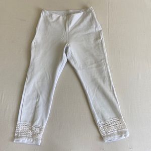 Lysse white crop lace bottom leggings